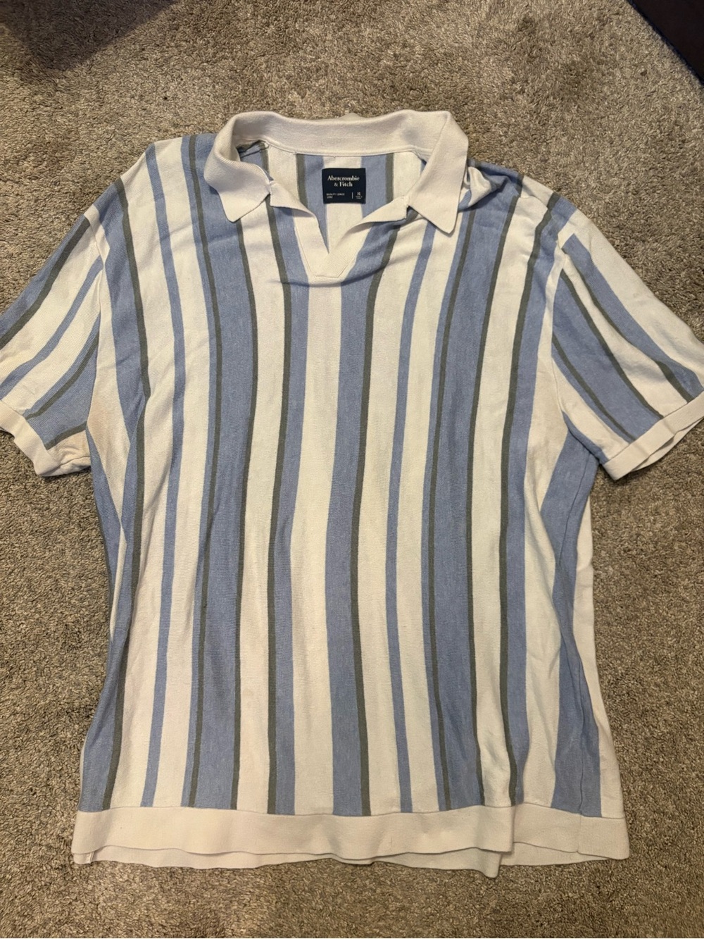 Abercrombie & Fitch Men’s Blue & White Striped Knit Polo Shirt